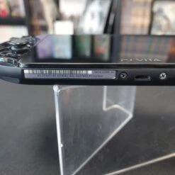 CONSOLE SONY PS VITA PCH-2004 WIFI + CARTE 8 GO + FOOTBALL MANAGER -Promos Jeu Boutique console sony ps vita pch 2004 wifi carte 8 go football manager 4