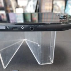 CONSOLE SONY PS VITA PCH-2004 WIFI + CARTE 8 GO + FOOTBALL MANAGER -Promos Jeu Boutique console sony ps vita pch 2004 wifi carte 8 go football manager 8