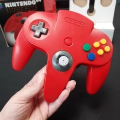 MANETTE NINTENDO 64 ROUGE OFFICIELLE BOITE AVEC CALE -Promos Jeu Boutique manette nintendo 64 rouge officielle boite avec cale 3